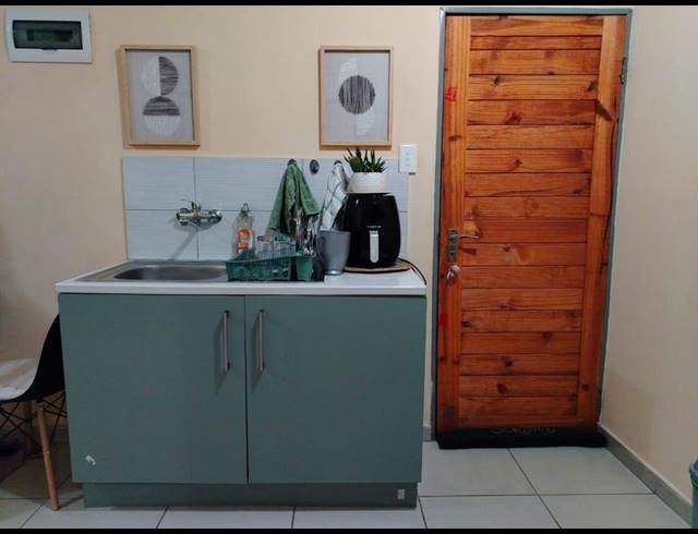 1 BEDROOM PROPERTY TO RENT IN ORLANDO WEST